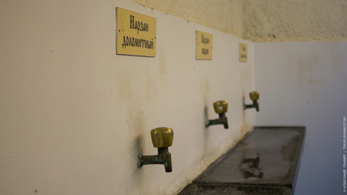 Нарзанная галерея в Кисловодске. Фото: Александр Геншер | Travelaviabilet.ru Нарзанная галерея в Кисловодске. Фото: Александр Геншер | Travelaviabilet.ru