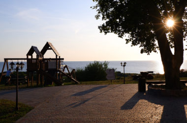 Отдых в Янтарном под Калининградом на берегу Балтийского моря. Фото: Александр Геншер | TRAVELAVIABILET.RU